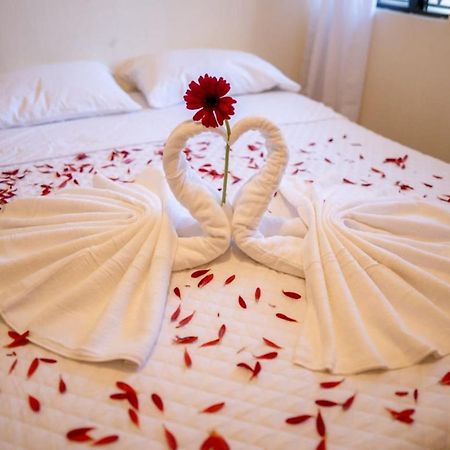 Hotel Los Manantiales ปานาคาเชล ภายนอก รูปภาพ